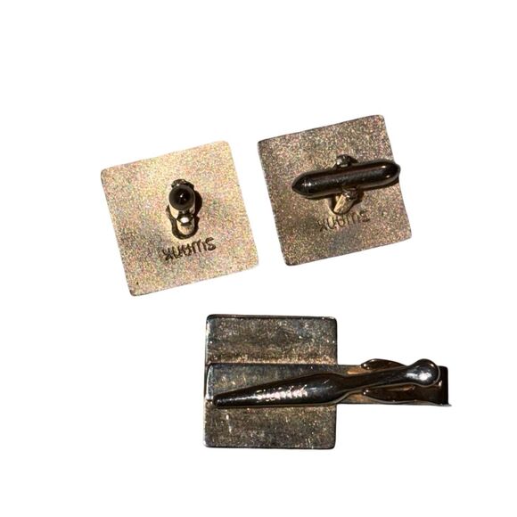 MCM Swank Tribal Face Suit Cuff Links & Tie Clip Vintage Set - Picture 7 of 8